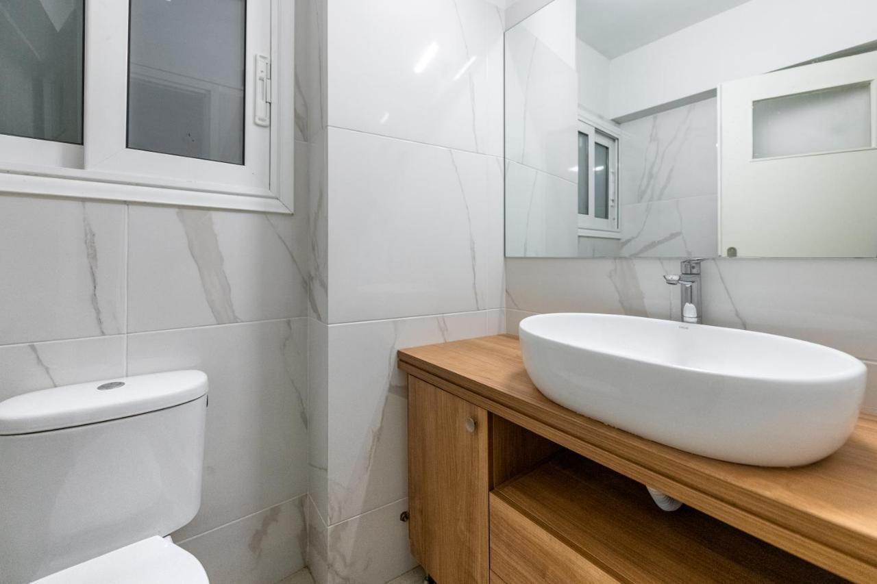 Appartamento The Gate By Zoia Living Atene Esterno foto